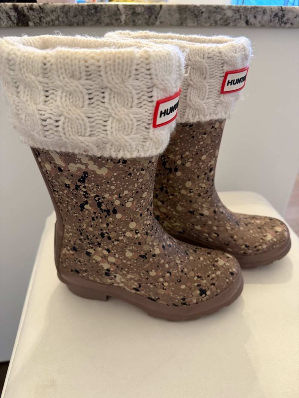 Girls Hunter Rain Boots with Inserts size 13